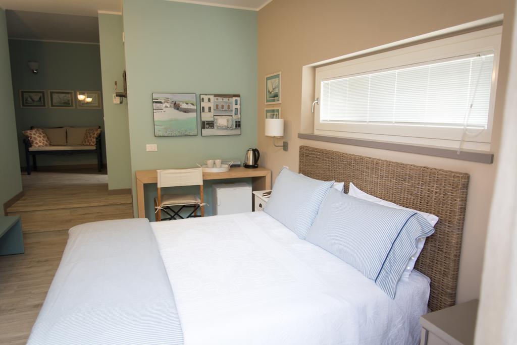 B&B La Dimora Del Garda Sirmione Room photo