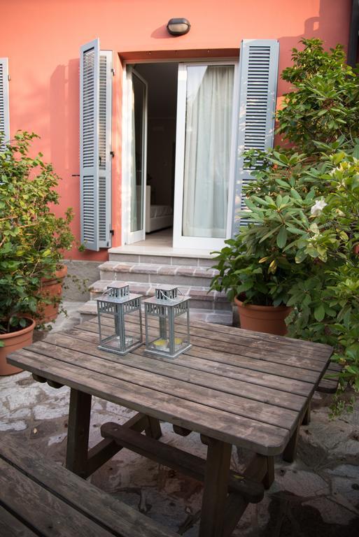 B&B La Dimora Del Garda Sirmione Room photo