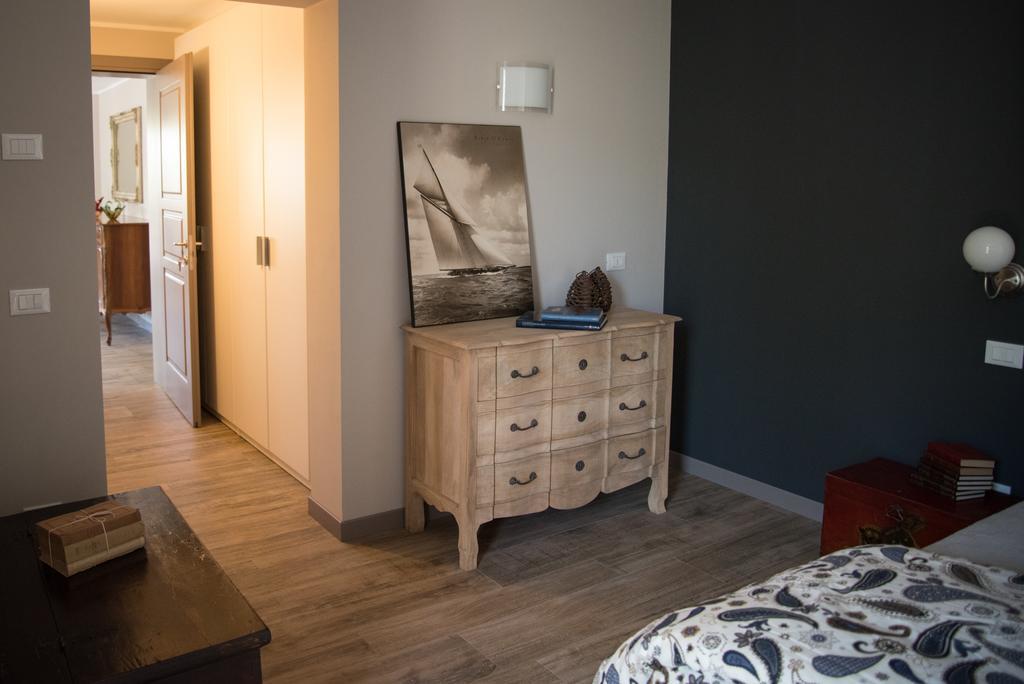 B&B La Dimora Del Garda Sirmione Room photo