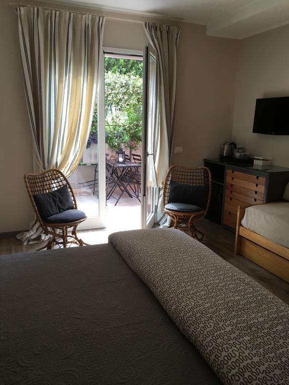 B&B La Dimora Del Garda Sirmione Exterior photo